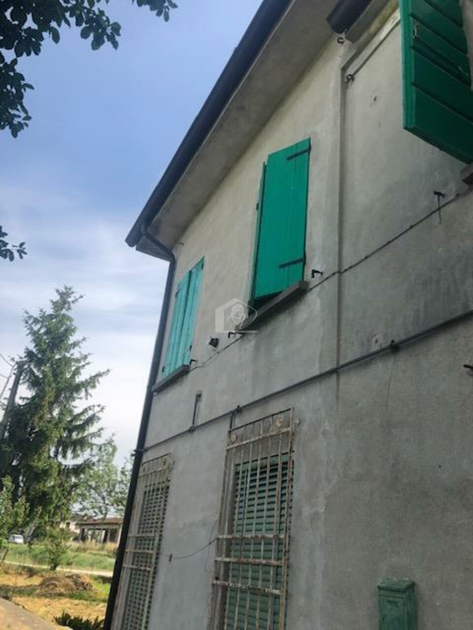 Bi/tri/quadrifamiliare in vendita a Borgo Virgilio frazione di cerese