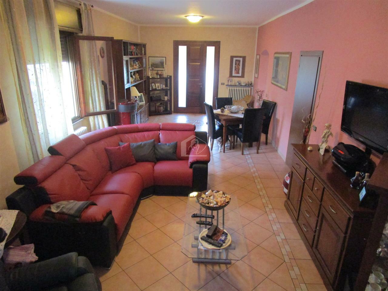 Casa indipendente in vendita a Suzzara Riva di Suzzara