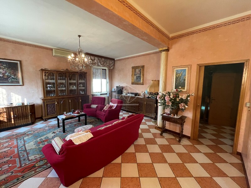 Casa indipendente in vendita a Suzzara frazione
