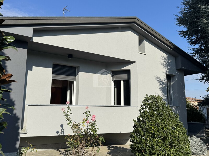 Casa indipendente in vendita a Suzzara centro