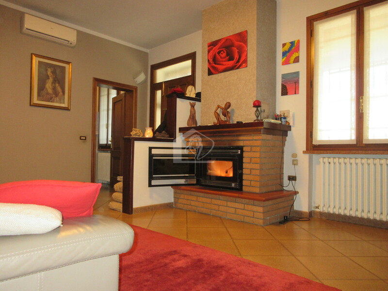 Maisonette in vendita a Motteggiana frazione