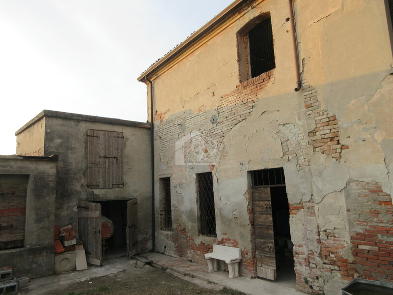 Rustico/casale in vendita a Pegognaga campagna