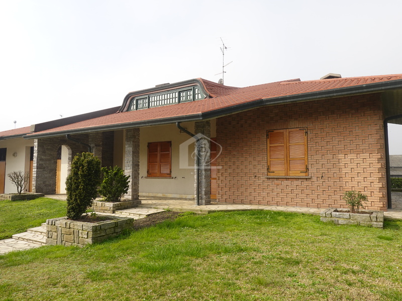 Villa in vendita a Luzzara frazione