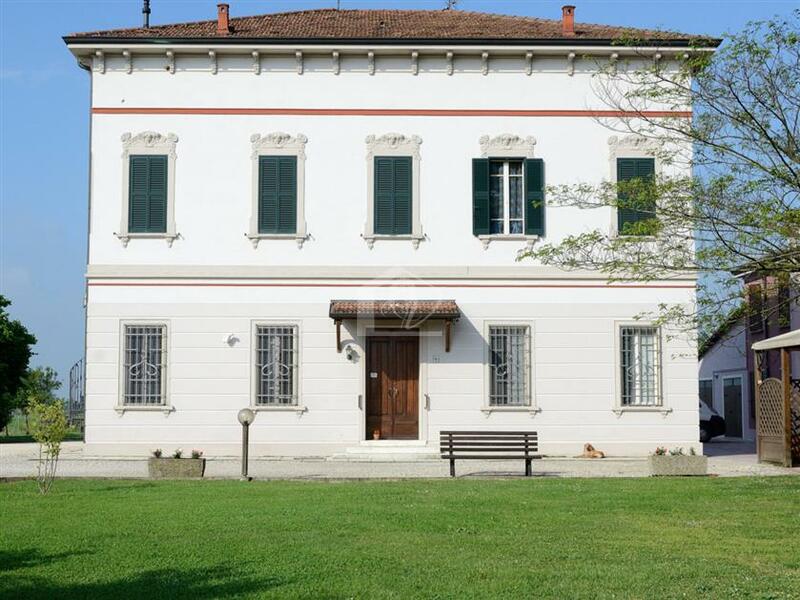 Villa in vendita a Suzzara prima campagna